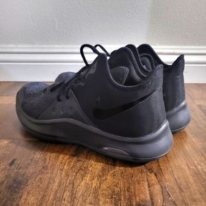 Nike Air Versatile III